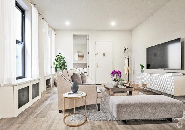 Building Photo - Broadway Rental