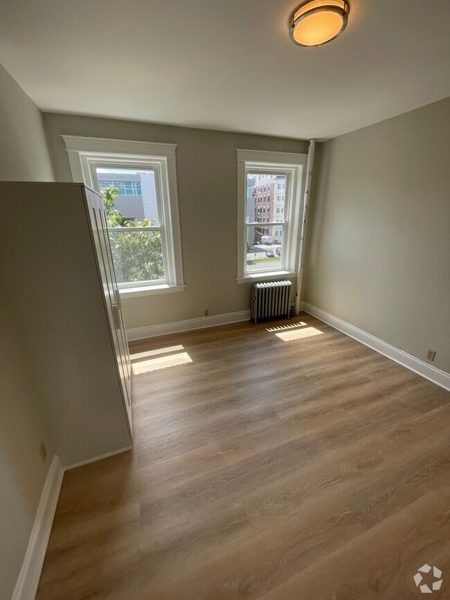 Building Photo - 1215 Commonwealth Ave Unit 22 Rental