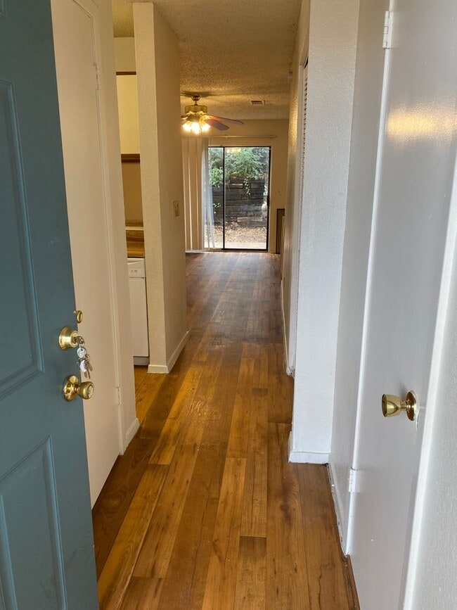 Photo - 2 bedroom condo by UNT