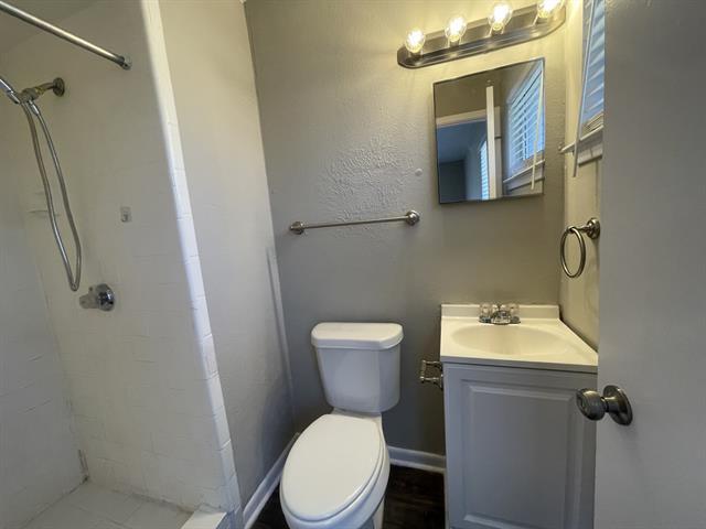 Photo - 2513 Greenway St