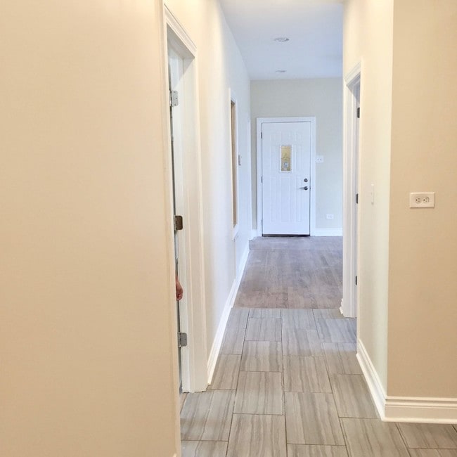 Photo - 3902 W Belden Ave Unit 2