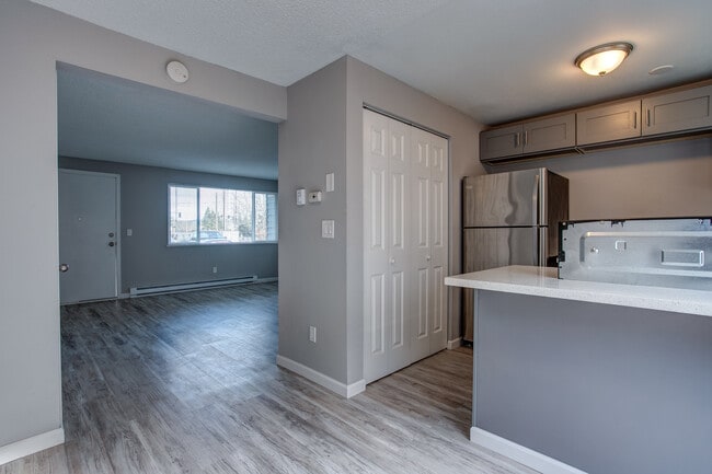 Photo - Saint Marys Crossing