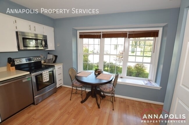 Photo - 179 S Southwood Ave