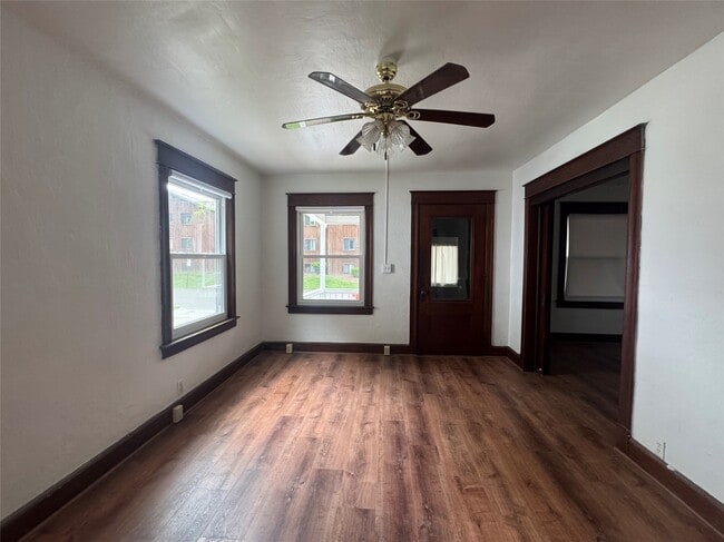 Photo - 308 Mersereau Ave Unit 1