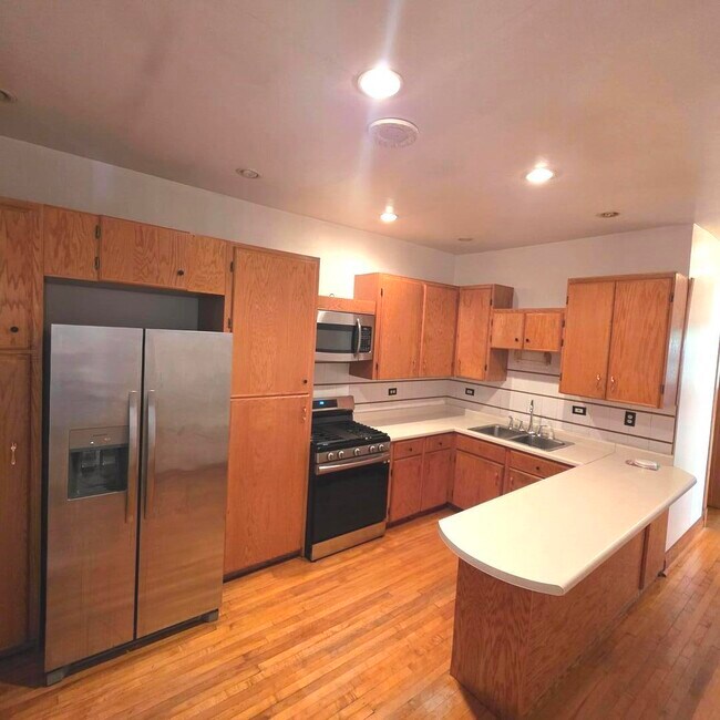 Photo - 3331 W Pierce Ave