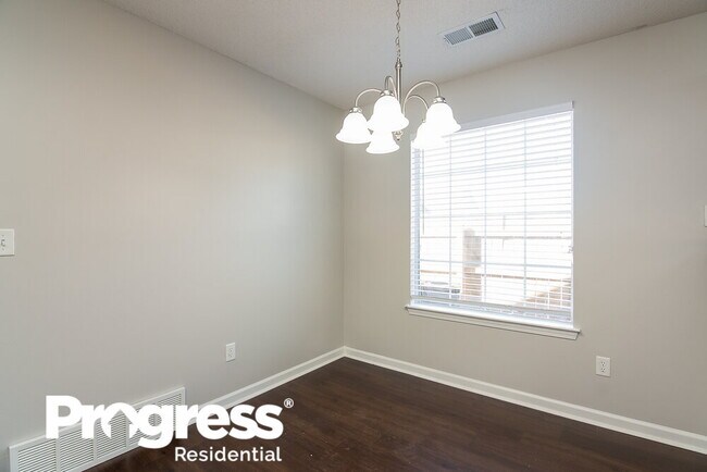 Photo - 10049 Mill Hill Ave