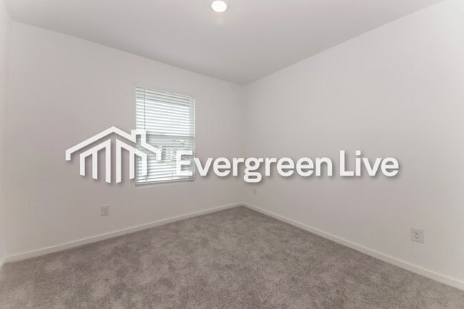 Photo - 2041 Welsh Ln