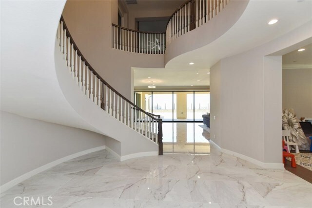 Photo - 222 Clear Falls