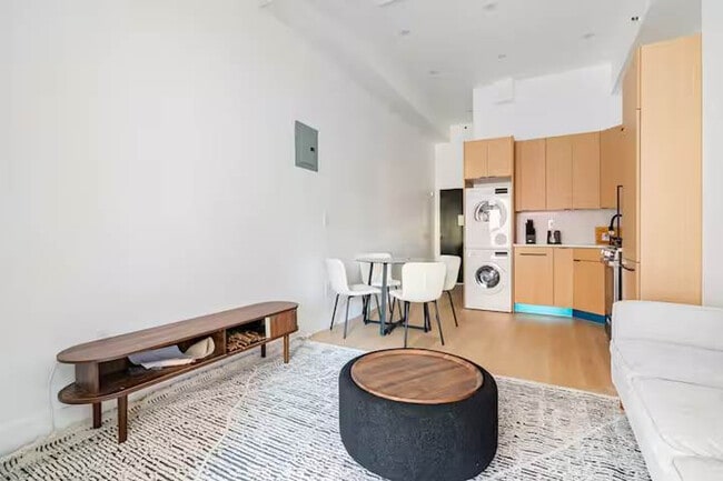 Photo - 19 St Marks Pl Unit ID1352412P