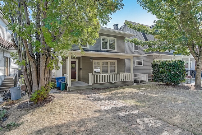 Building Photo - 5252 19th Ave NE