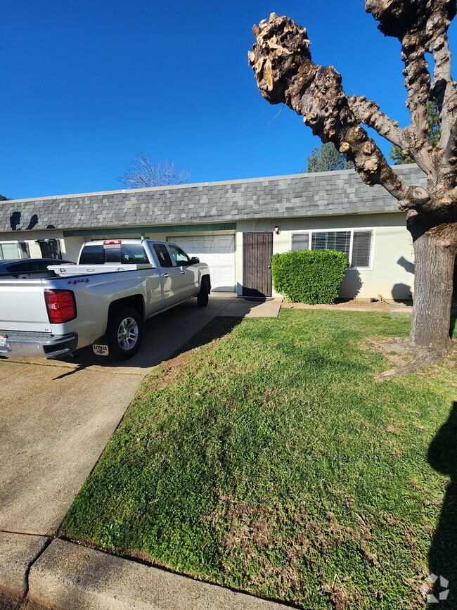 Building Photo - 2850 Irwin Rd Unit 2850 Rental