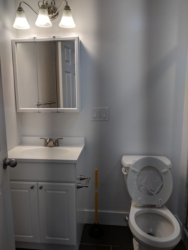 Photo - 73 Joy St Unidad 3