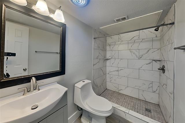 2803 Ursa Cir