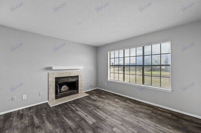 Photo - 600 Starlinda Ct