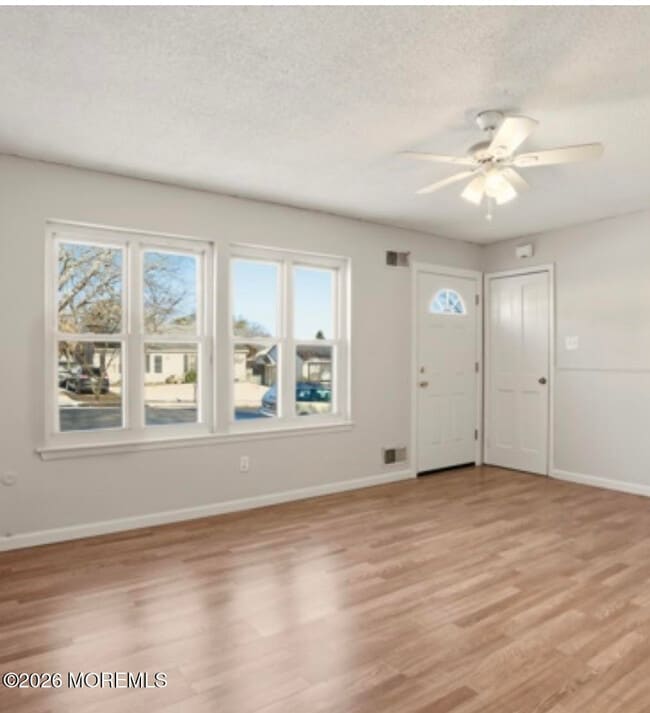 Photo - 123 Village Dr