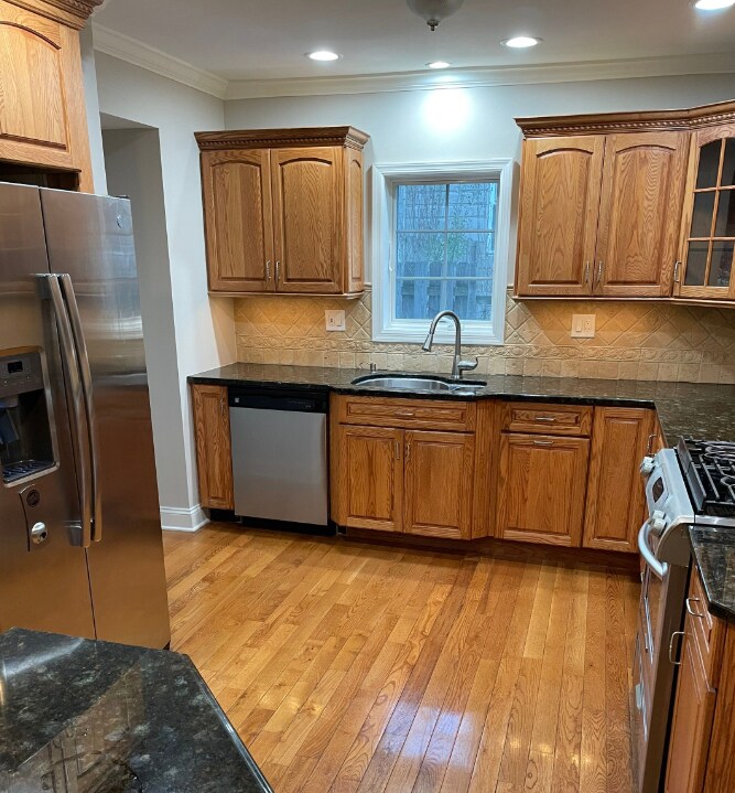 NOW AVAILABLE! 46 Midland Ave, Park Ridg... Rental House Rental in