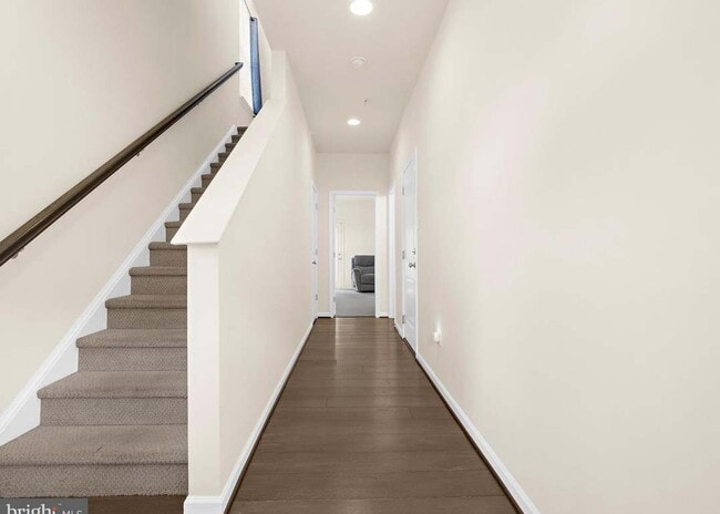 Photo - 1026 Edenberry Way