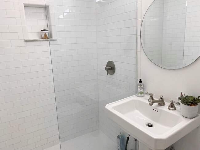 Photo - 1001 Hatch St Unidad ID1056124P