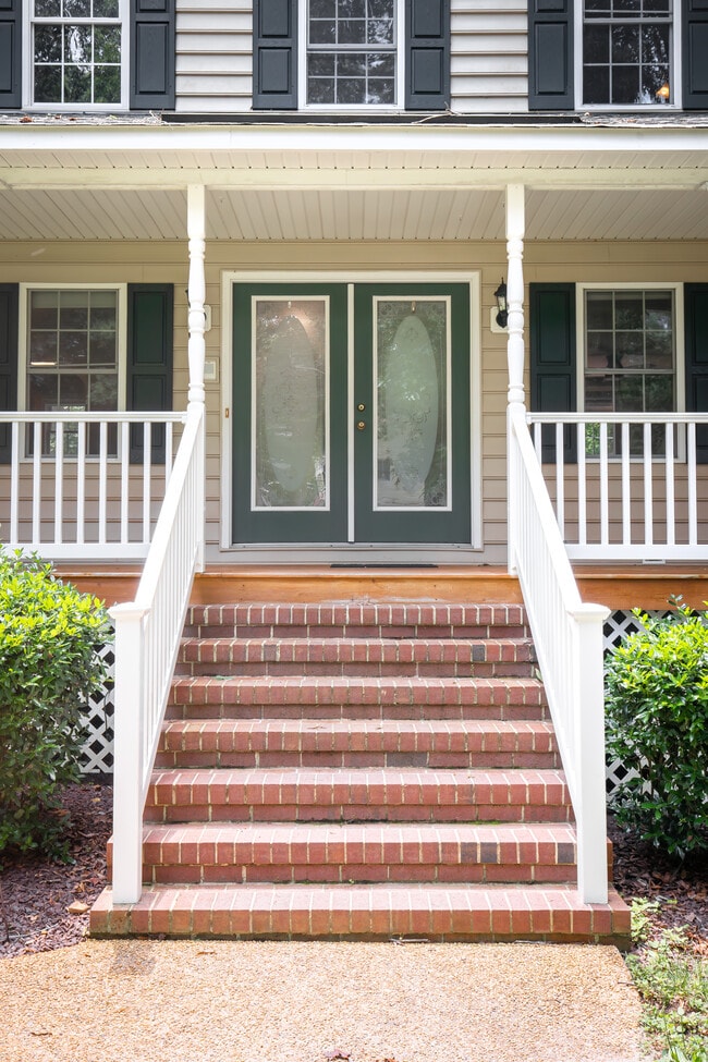 Photo - 4908 Stoney Creek Pkwy