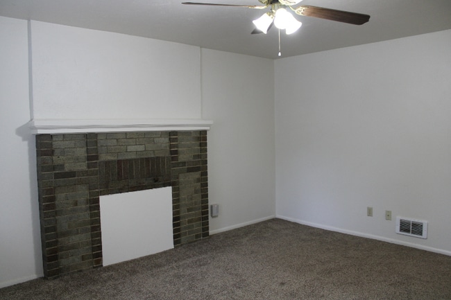 Photo - 372 I St Unit 1