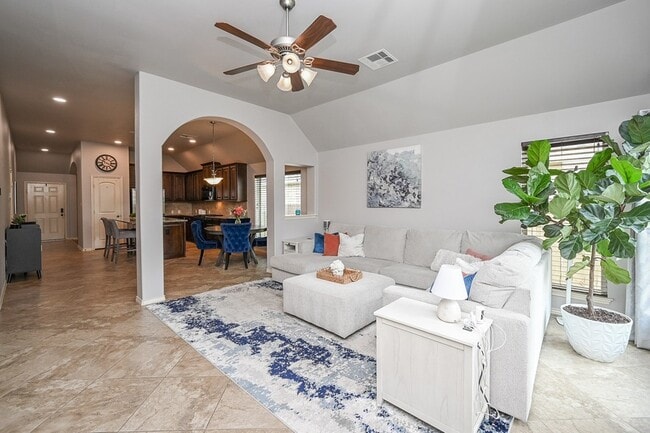 Photo - 10911 Overland Trail Dr House