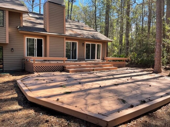 Photo - 25 Honey Locust Cir