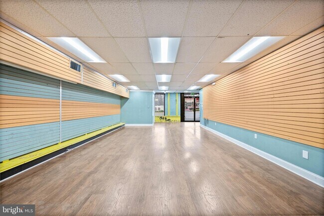 Photo - 807 Eastern Blvd Unit SUITE 1