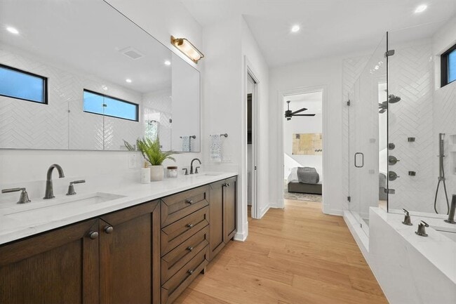 Photo - 5512 Shoalwood Ave