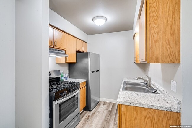 Photo - Clayton Ridge