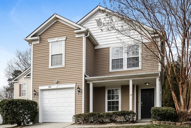 Photo - 1902 Mallard Woods Pl