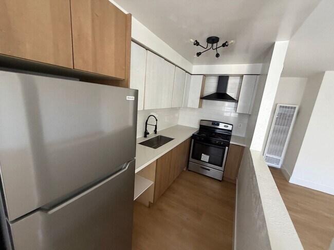 14112 Yukon Ave Unit #9