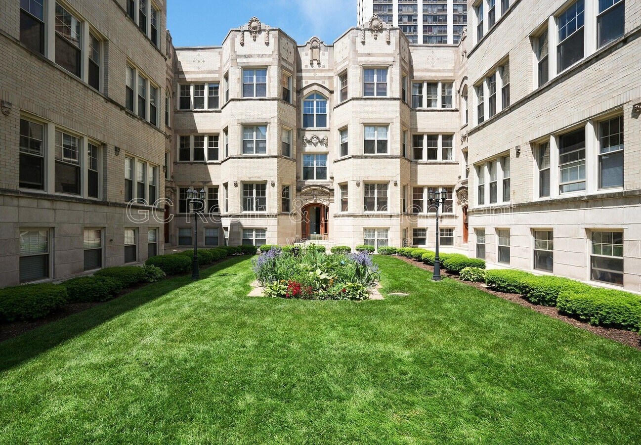 Photo - 816 W Sunnyside Ave Unit Ga