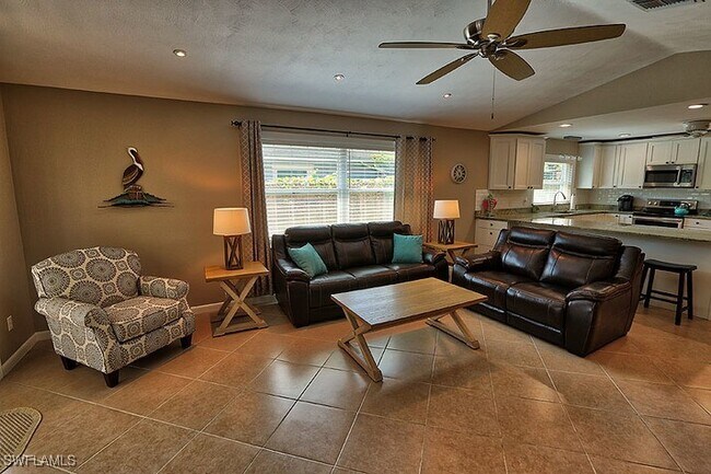 Photo - 793 97th Ave N