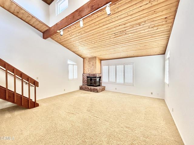 Photo - 272 Cahuenga Dr