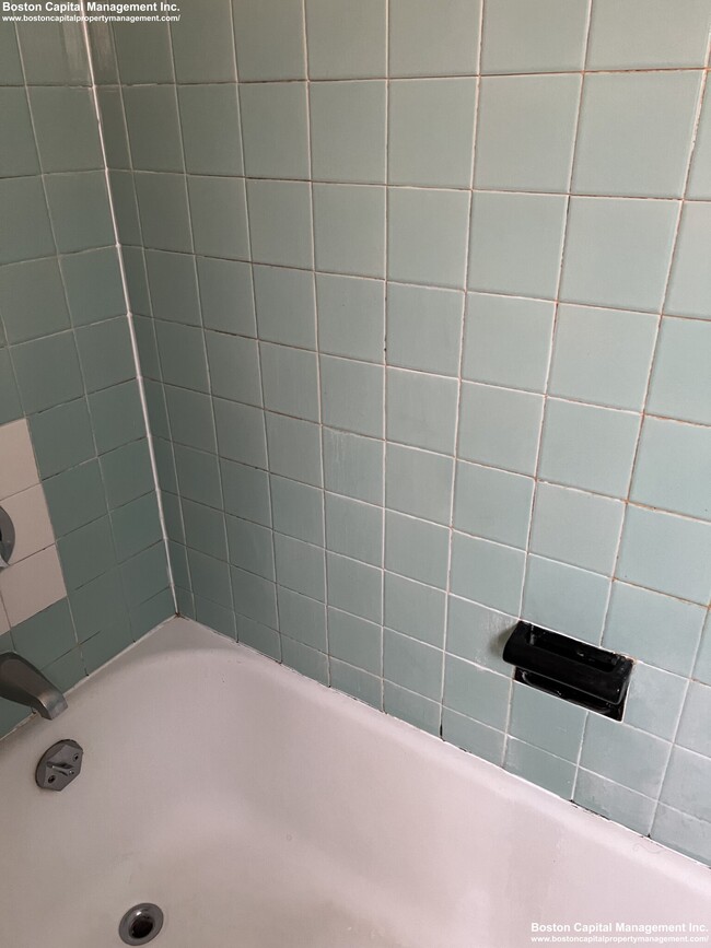 Photo - 462 Highland Ave Apartments Unit 1