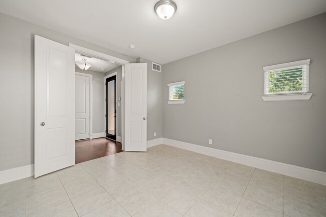 Photo - 6703 Highclere Manor Ln