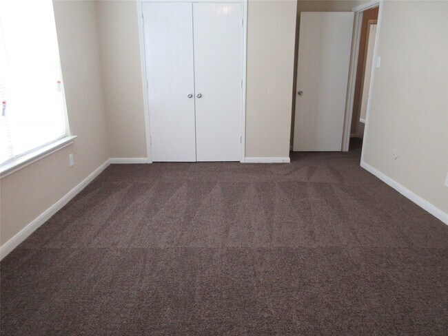 Photo - 18118 Tawnas Way Ln