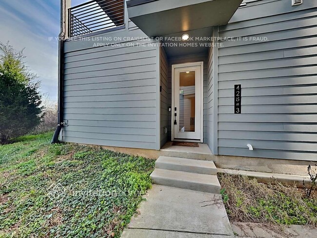 Building Photo - 428 38th Ave N