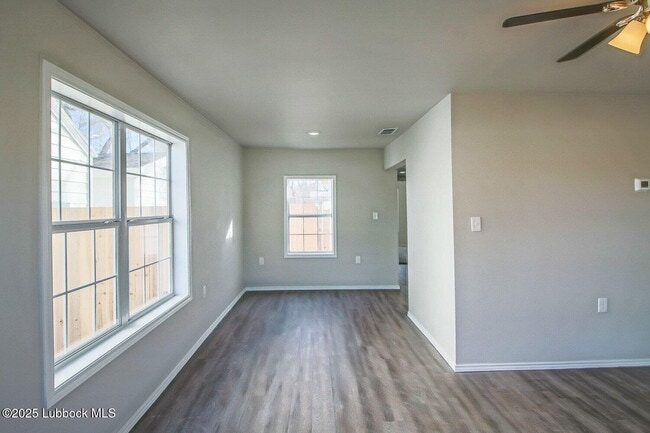 Photo - 1705 Avenue T