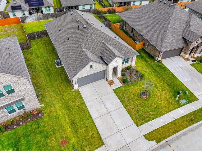 Photo - 15228 Tattle Crk Ln