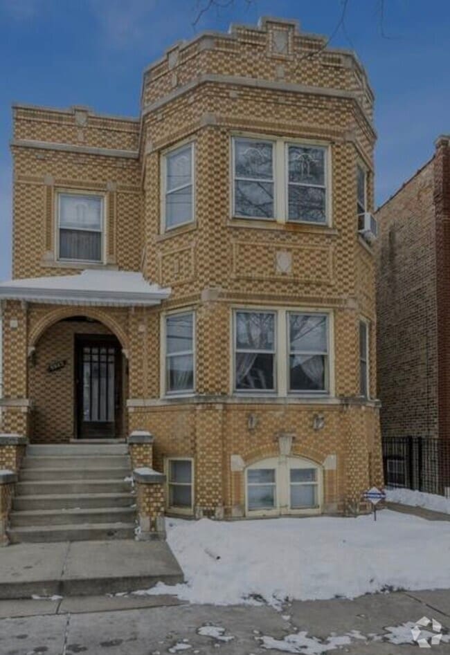 Building Photo - 5943 N Maplewood Ave Unit 2 Rental