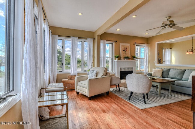 Photo - 113 Central Ave