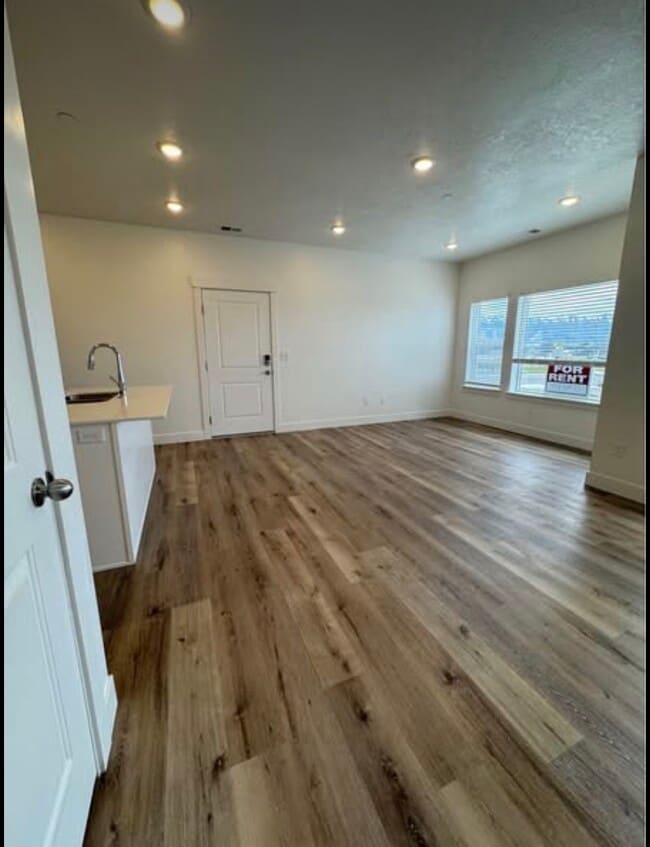 Photo - 3105 S 225 W Unit 202