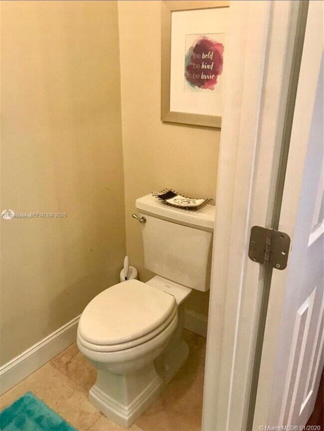 Photo - 7 NW 116th St