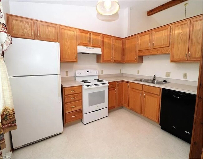 Photo - 651 Sturbridge Dr Unidad 28