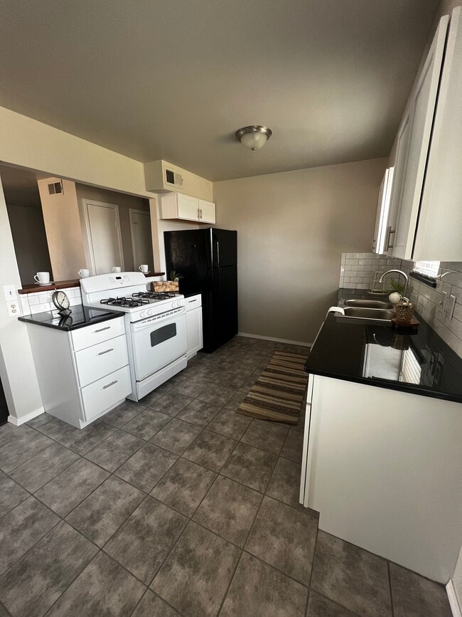 Photo - 43 Shirley Ln