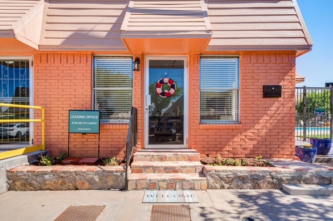 Paso Norte Apartments