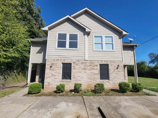 Photo - 3813 Lydia St