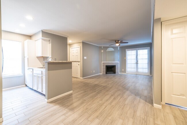 Photo - 14600 Fonmeadow Dr Unidad 100