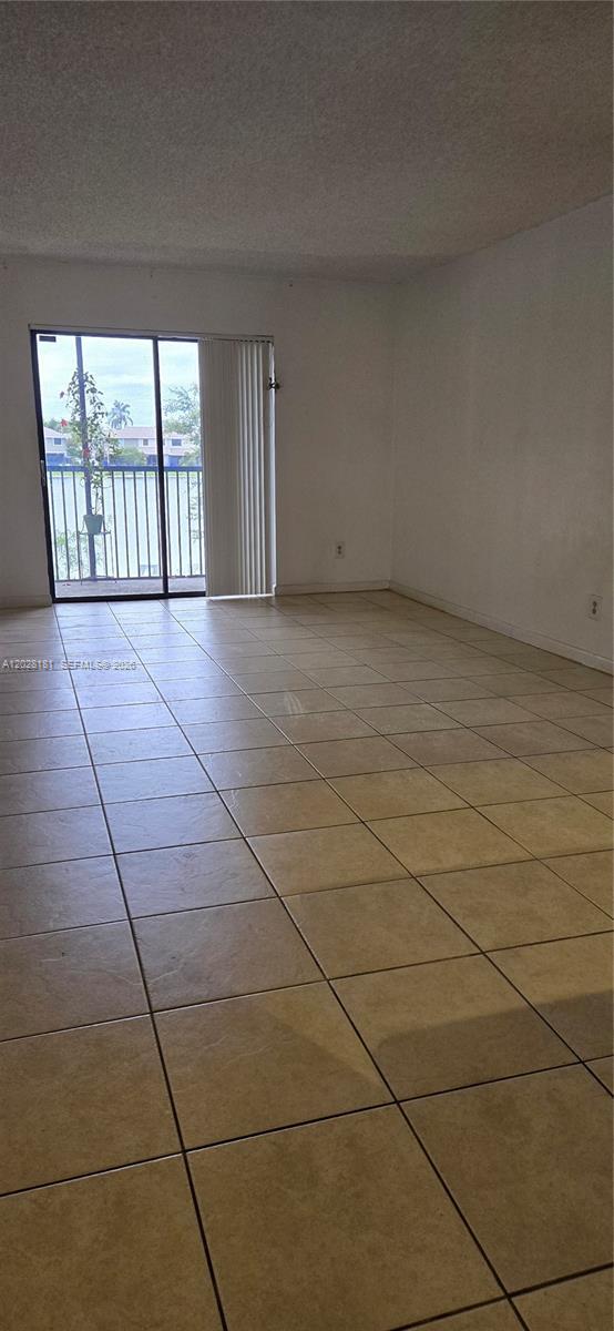 Photo - 1072 NW 106th Terrace Unidad 205